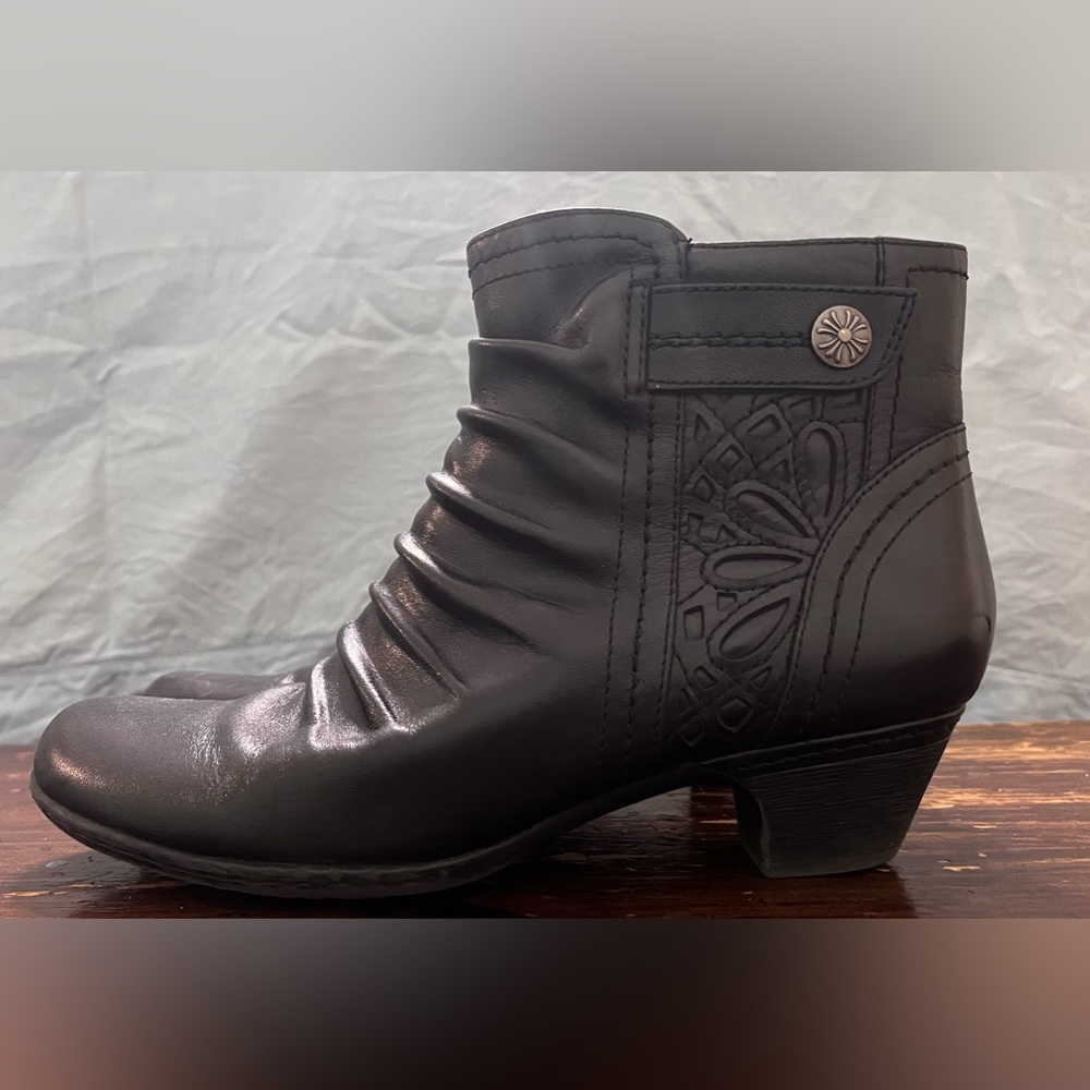 Black Detailed Ankle Boots